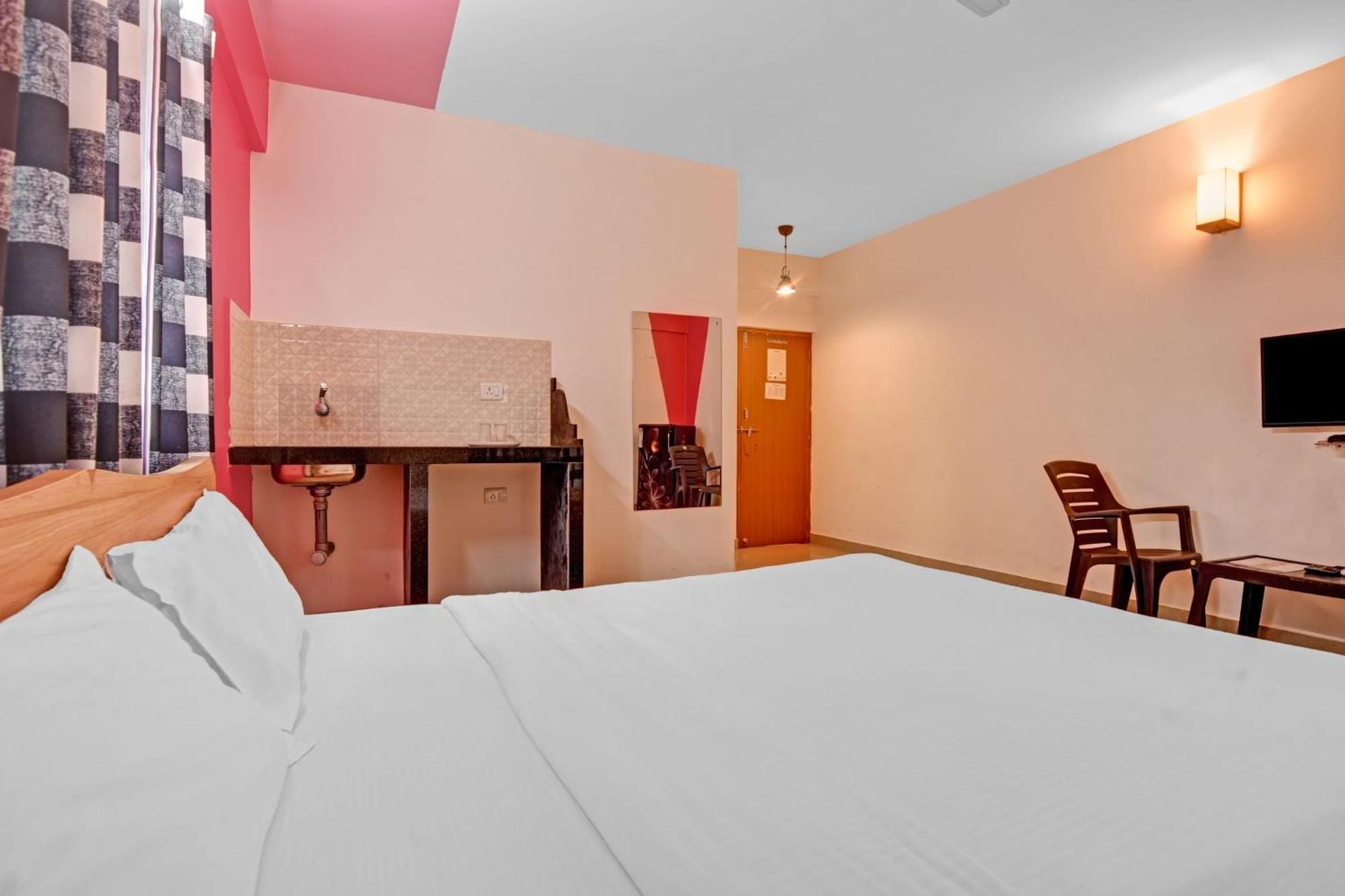 Hotel O Nanhe Guest House Parra Exterior photo